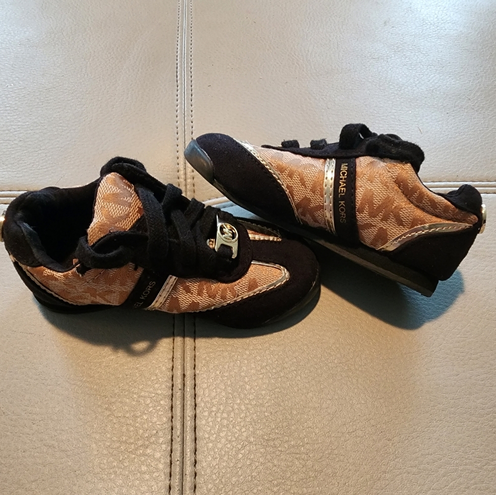 Michael Kors Alexia Sneaker Toddler Girl 7